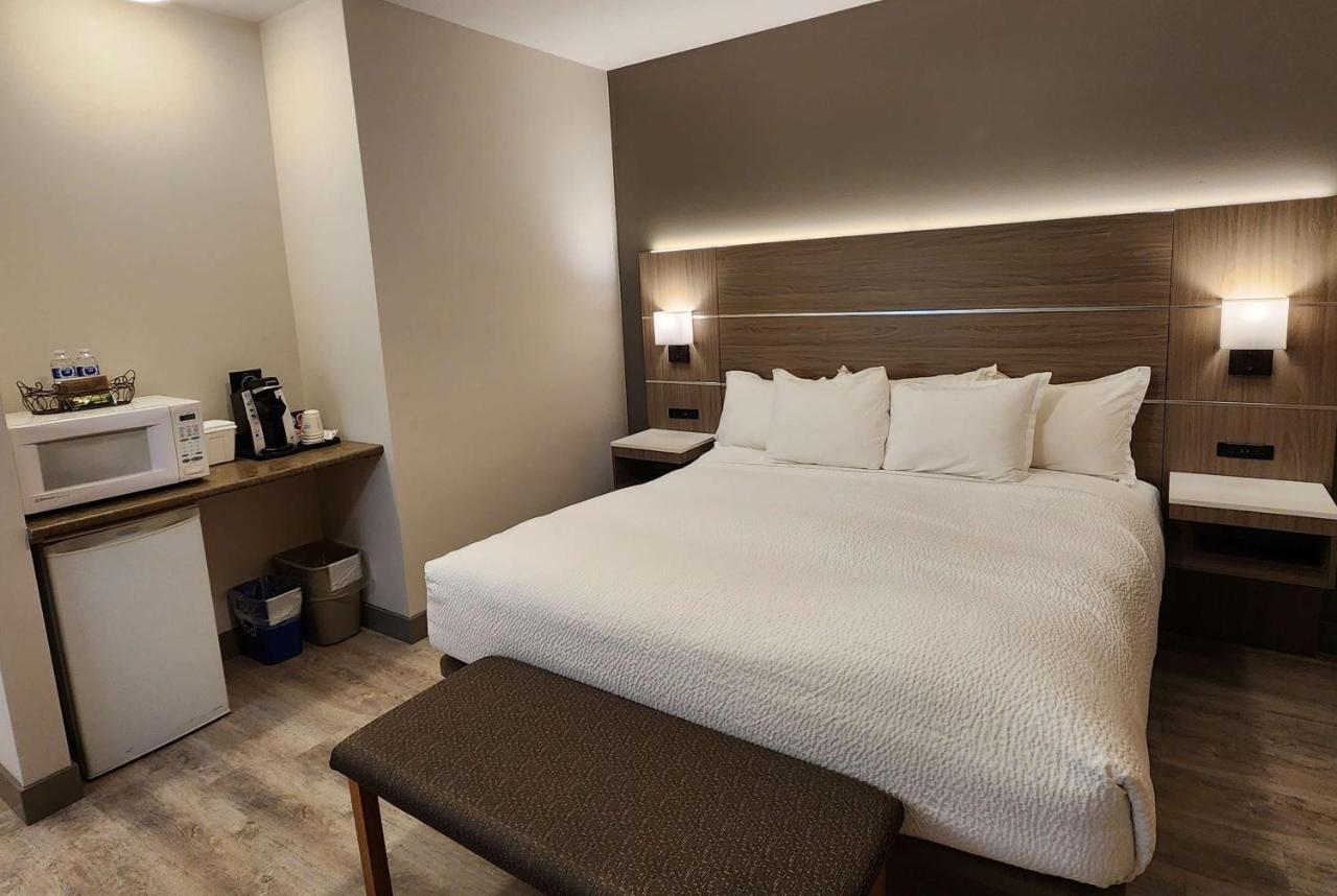 Days By Wyndham Conference Centre Hotel Penticton